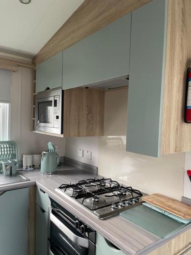 Dapur atau dapur kecil di Lime crescent golden sands