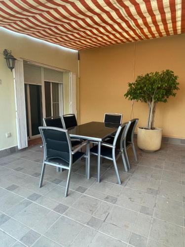 EL ESCONDITE Bahía de Vera Naturista