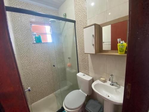 Et badeværelse på Visão privilegiada Garatucaia