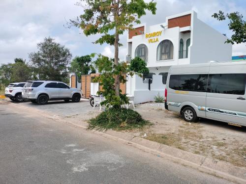 Το κτήριο όπου στεγάζεται  η βίλα