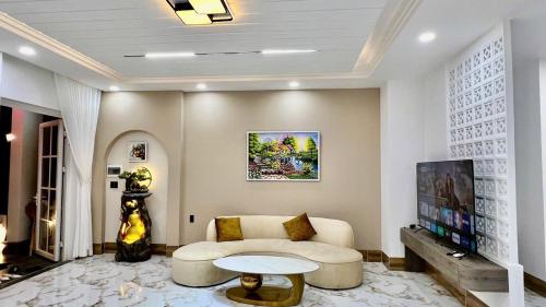 Μια τηλεόραση ή/και κέντρο ψυχαγωγίας στο Hue An Villa