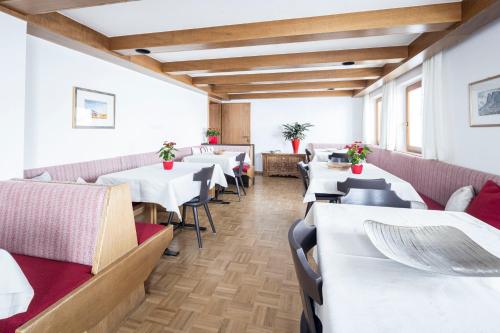 Posezení v ubytování Waldelerhof- Appartements in Meransen