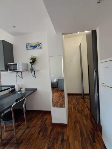 Certosa District Studio Apt 3