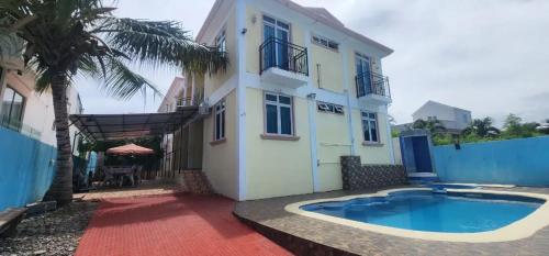 Charming villa in Flic en Flac with private pool