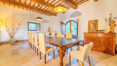 TV/trung tâm giải trí tại Villa La Spina