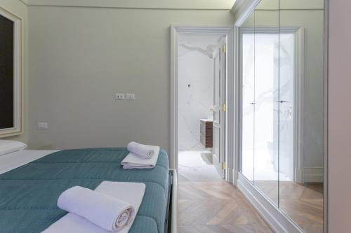 Spanish Steps Luxury Apartment