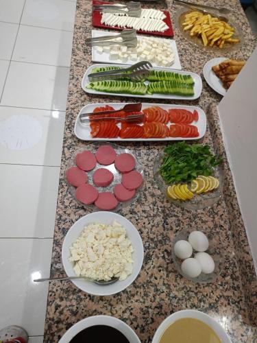 Mad på lejlighedshotellet eller i nærheden