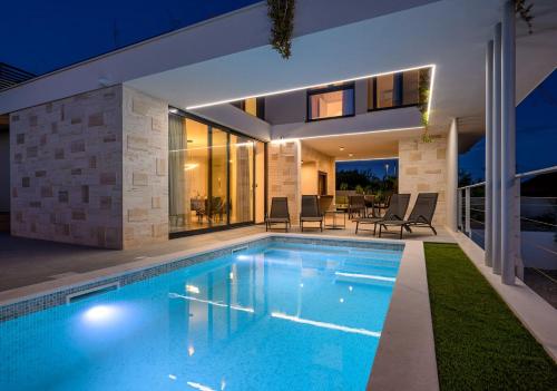 Luxury Villa - RoMa 2 - NEW ,with private pool