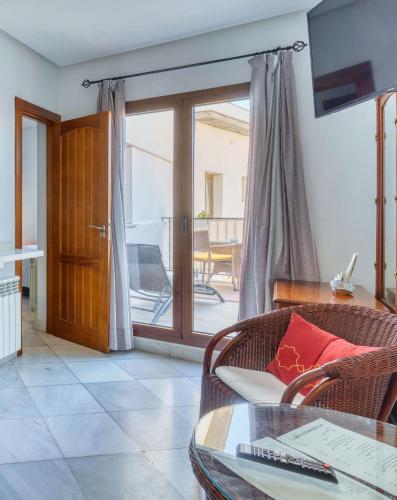 Χώρος καθιστικού στο Hotel Mirador Arabeluj