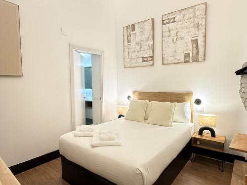 Boho Royal Retreat Steps from the Royal Palace