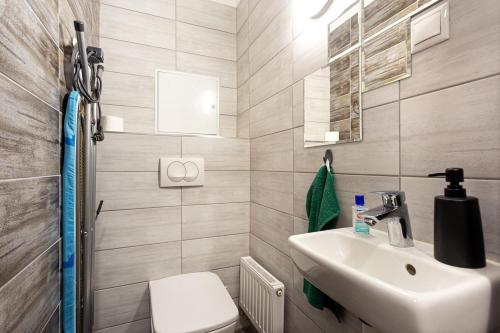 Ένα μπάνιο στο AngelLand 24 & Garage & Terrace