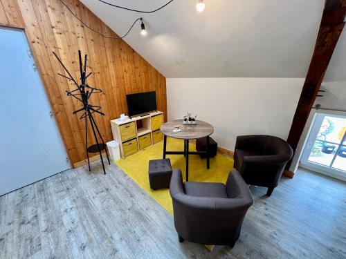 Photo de la galerie de l'établissement Chambre Privée & Espaces Communs, à Lussac-les-Châteaux