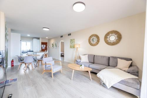 VB Ave Marina Front SeaViews 2BR photo 15