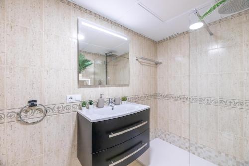 VB Ave Marina Front SeaViews 2BR photo 11