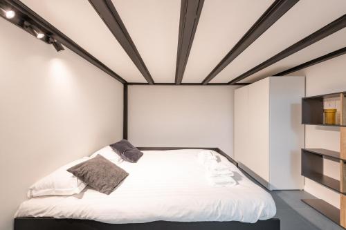 New Luxury Loft - Prada-Bocconi