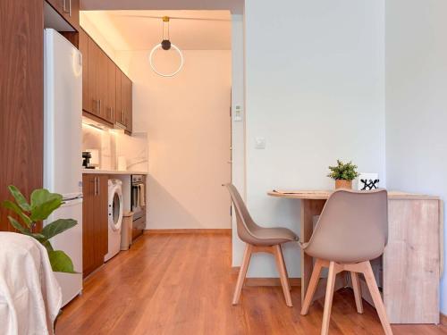 Restful Flat in Glyfada Center