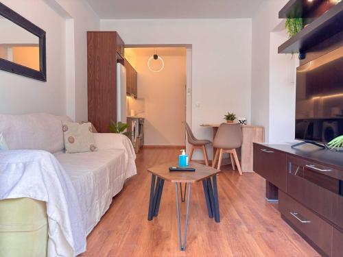Restful Flat in Glyfada Center