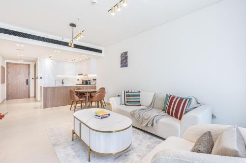 Exquisite Brand New Home in the heart of JVC