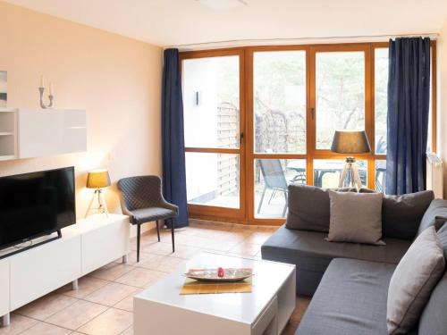 Χώρος καθιστικού στο Apartment Strandvilla - LUB116 by Interhome