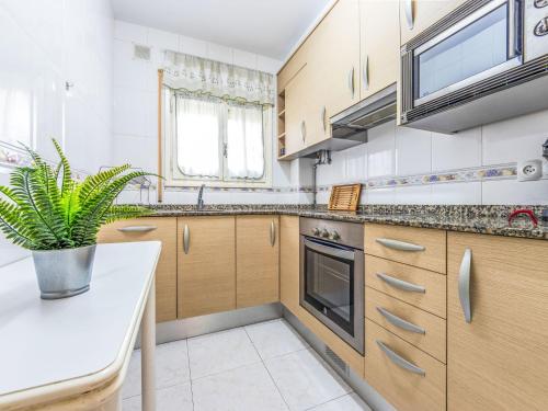 Η κουζίνα ή μικρή κουζίνα στο Apartment Gladiols by Interhome