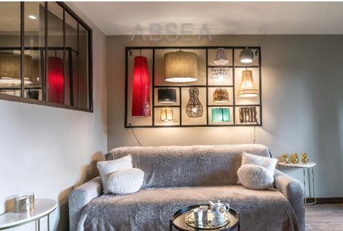 Nice Renovated Studio With Garden Pool Air Conditioning 4 Sleeps