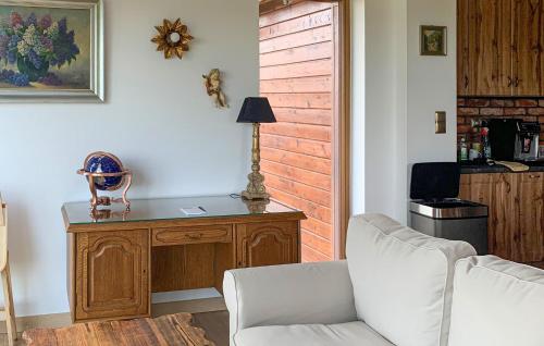 Χώρος καθιστικού στο Cozy Home In Oybin With Sauna