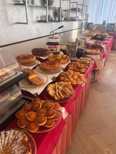 Foto dalla galleria di Hotel President ad Alba Adriatica