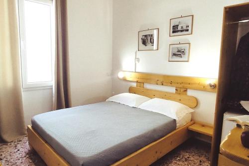 Folia Naxos room 6