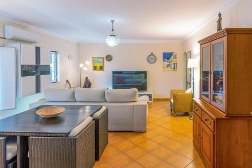 Η κουζίνα ή μικρή κουζίνα στο CASA DOS 2 PÁTIOS by Stay in Alentejo