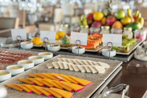 Jídlo v hotelu nebo okolí