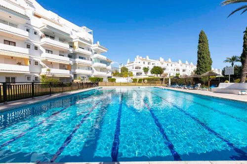 MARBELLA HOME RENTALS - Puerto Banus, Spacious 3BR apartment