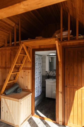 Una cocina o zona de cocina en Numa' Bun