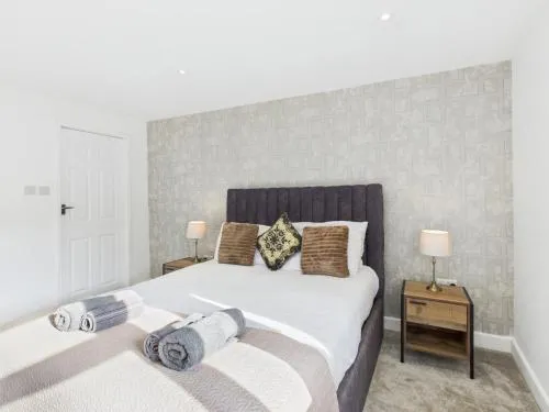 Jays modern guest house photo 1