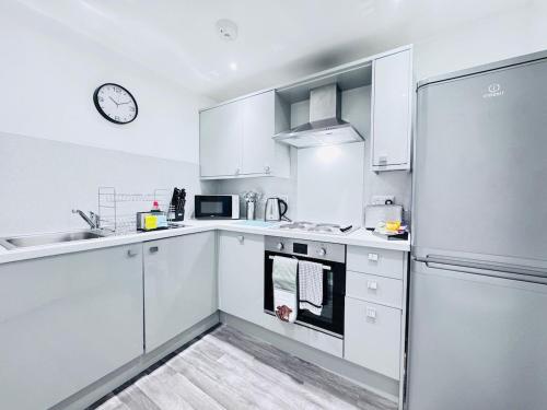 Elegant City Centre Apartment photo 18