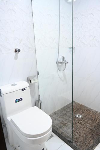 Koupelna v ubytování فندق نجمة العزيزية hotel Star AL Aziziyah