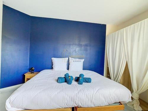 Photo de la galerie de l'établissement Les Oliviers du Dauphiné, 13 pers 5ch pool-spa, à La Chapelle-de-la-Tour