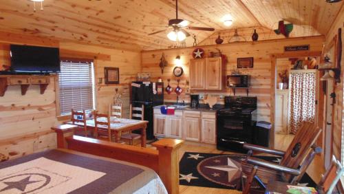 Kuchyň nebo kuchyňský kout v ubytování Texas T Bed and Breakfast