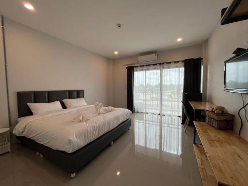 Ban MaiにあるLife Hotel Rongkhun - White Temple Chiangraiのギャラリーの写真