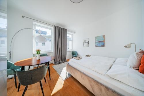 Sonnige Altbauwohnung nahe Wien Hauptbahnhof