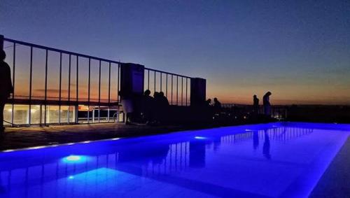 Bazén v ubytování Feel home -studio with swimming pool nebo v jeho okolí