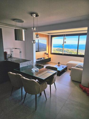 Modern apartment with sea view