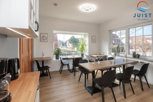 En restaurant eller et andet spisested på Töwerland Zimmer 5