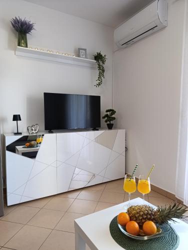 Tina's Seaside Place