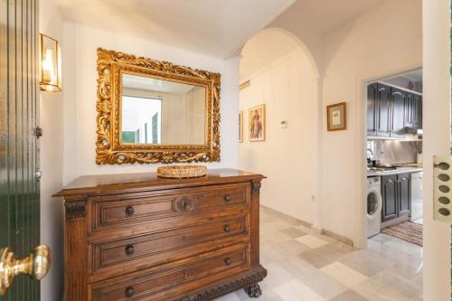 Archeros Deluxe Suite by Valcambre