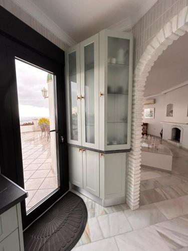 Villa Ladera Panorama - private heated pool