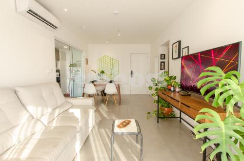 Fresh 2 bedroom apartment in Las Lomas