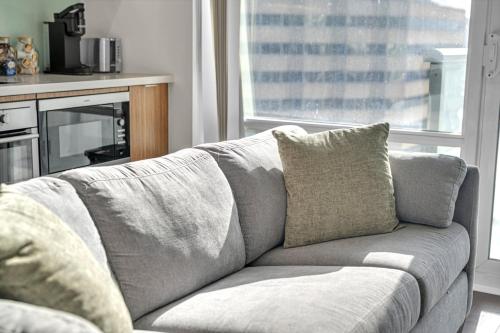 Gallery image of CN Tower View 2 Bed Home Near Rogers Centre, Scotiabank, MTCC in Toronto