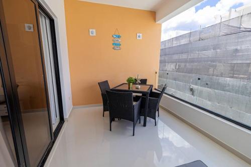 Ένα μπάνιο στο Serene 2-Bedroom Coastal Retreat in Bayahibe