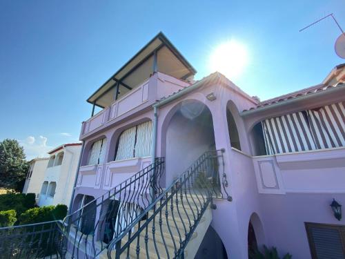 Purple house