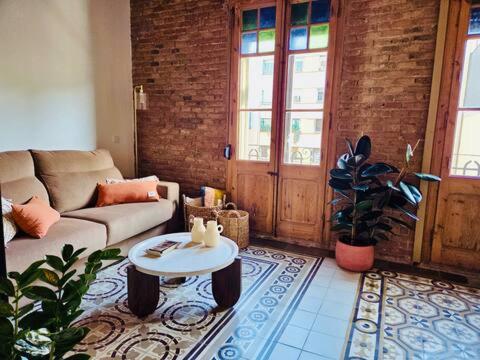 Boutique City Stay WiFi 6 min Sagrada Familia 2BR